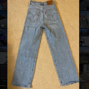 Levi’s Ribcage Straight Jeans